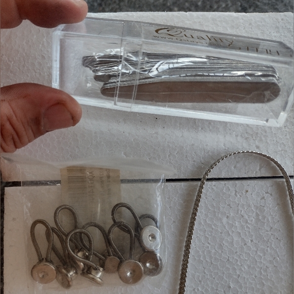 Cuff links and more - Picture 4 of 4